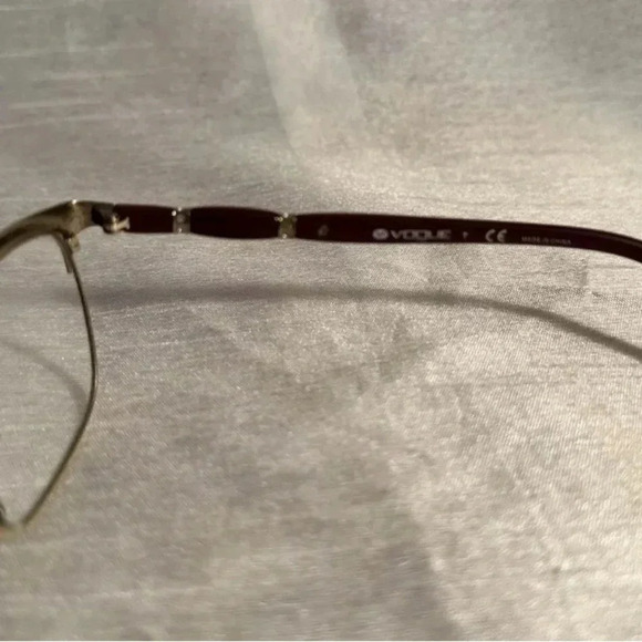 VOGUE VO3987B 986 Eyeglasses Frame 5216135 Burgundy/gold Rhinestones Grannycore - Picture 5 of 7